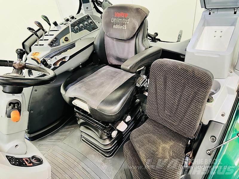 Valtra T174 Tractoren