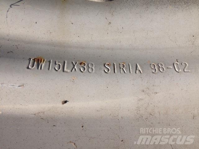 GKN 15X38 Banden, wielen en velgen