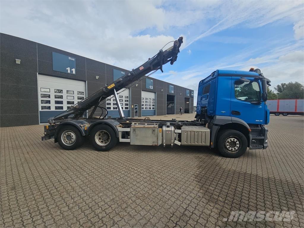 Mercedes-Benz Antos 2546 Containertrucks met kabelsysteem