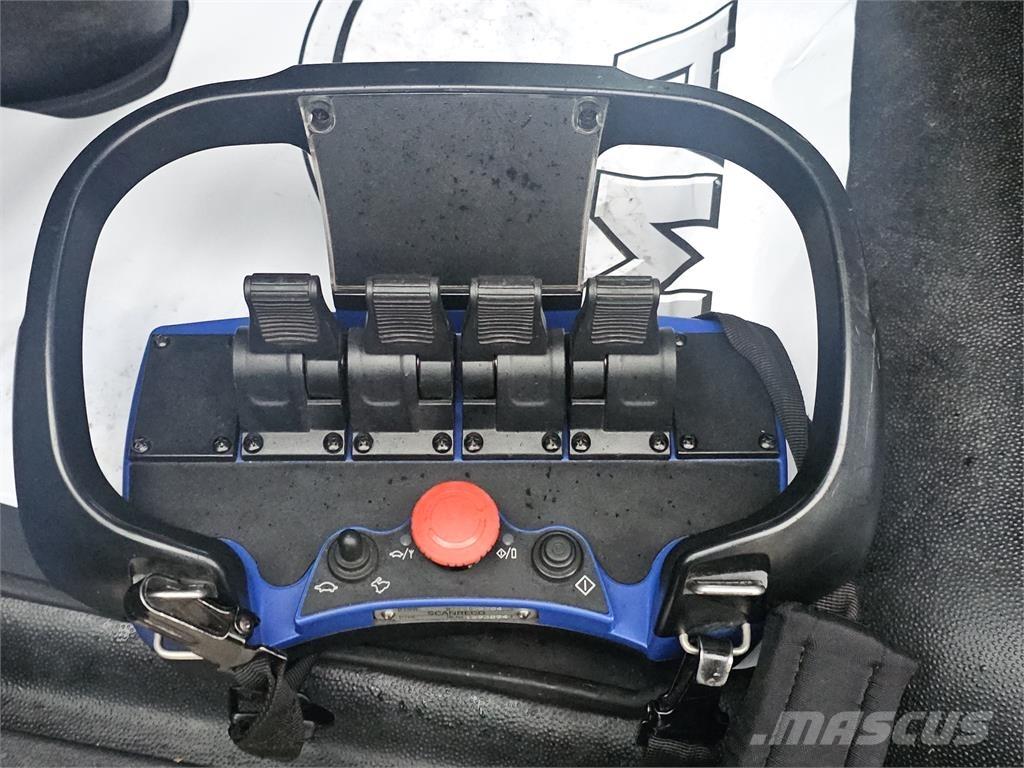 Renault D-Serie Vlakke laadvloer met kraan