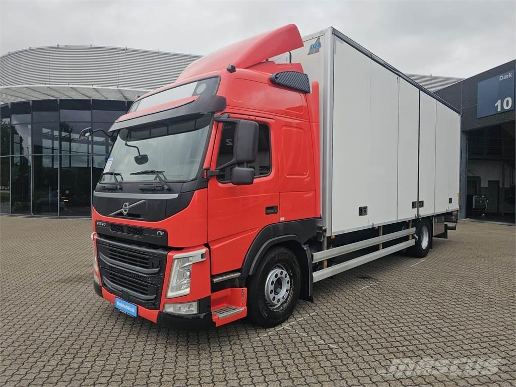 Volvo FM340 Bakwagens met gesloten opbouw