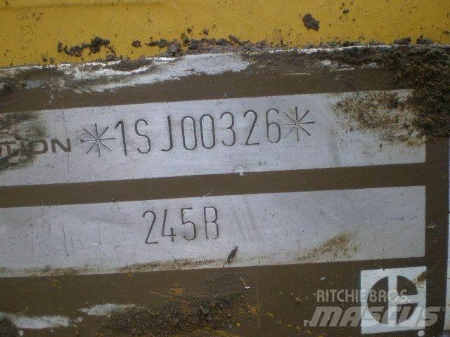 CAT 245B Rupsgraafmachines