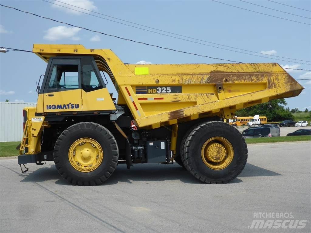 Komatsu HD325-7 Starre dumptrucks