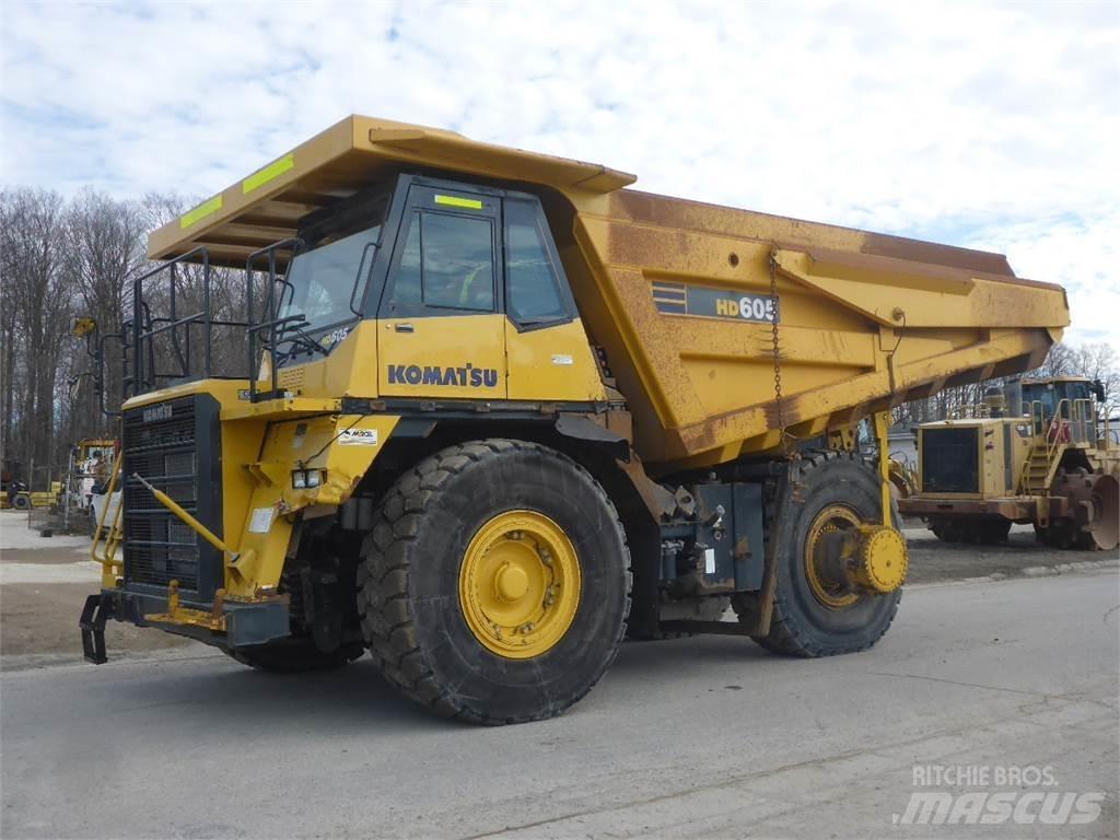 Komatsu HD605-7 Starre dumptrucks
