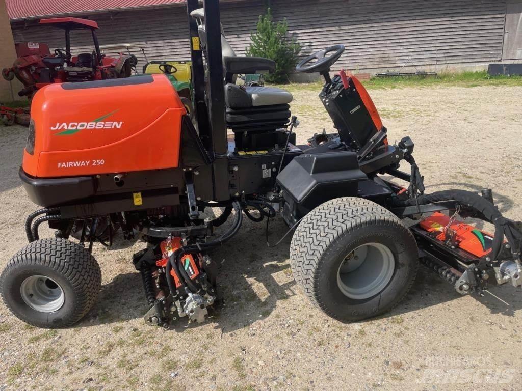 Jacobsen FAIRWAY 250 Rijmaaiers