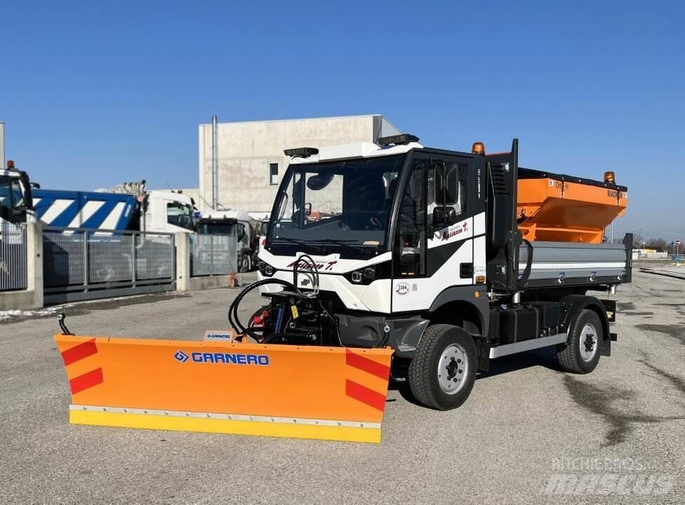 Aebi MT760 Sneeuwschuivers en -ploegen