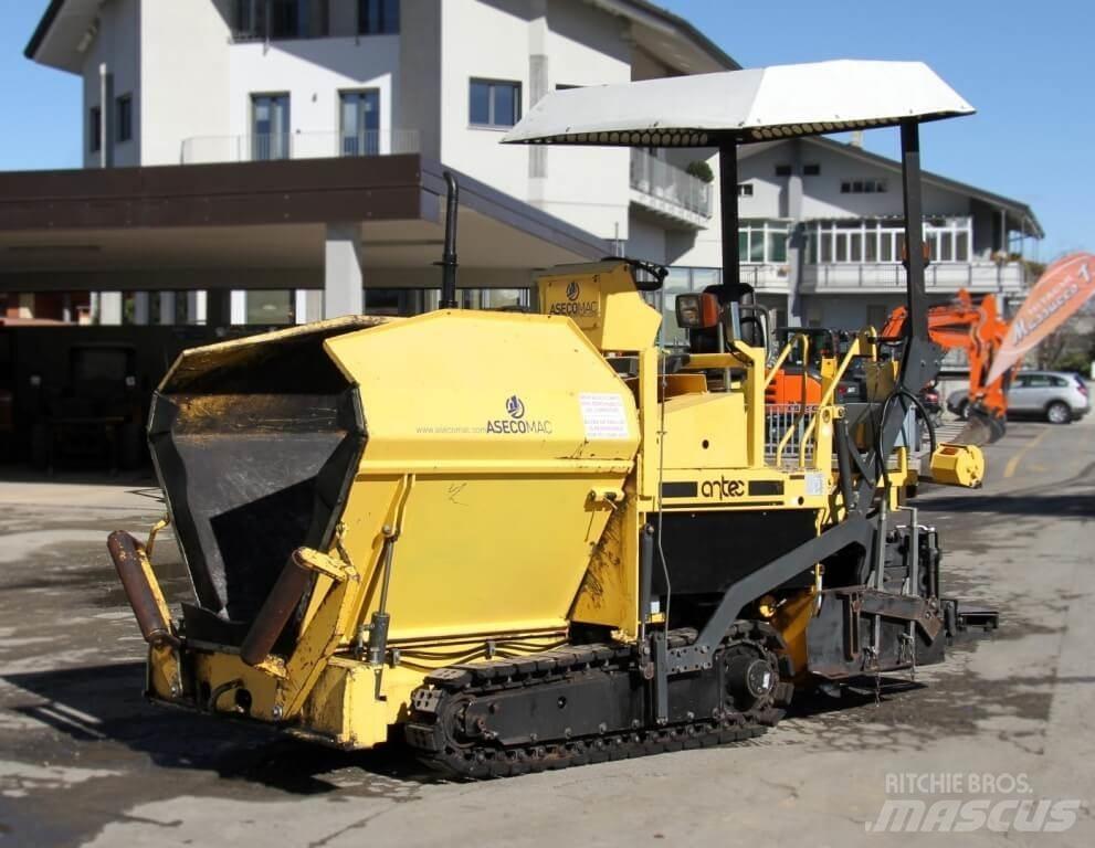 Antec PT2600 Asfaltafwerkmachines