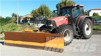 Case IH MXM190 Sneeuwschuivers en -ploegen