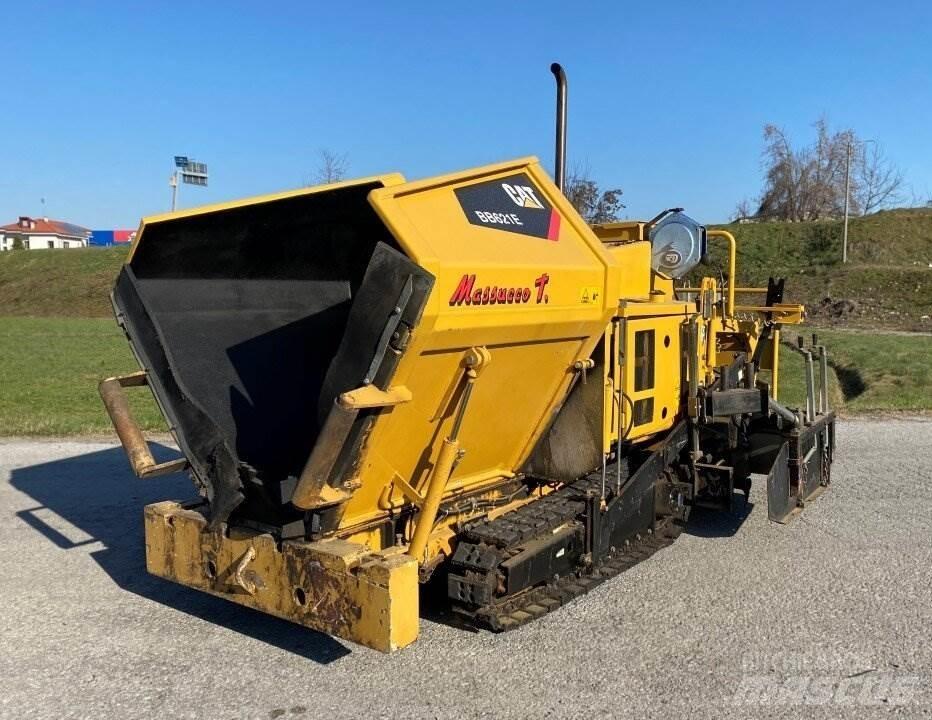 CAT BB621E Asfaltafwerkmachines