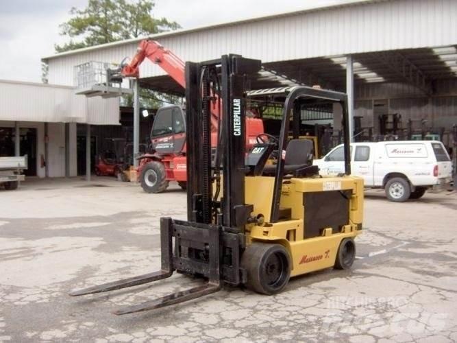 CAT M100D Elektrische heftrucks
