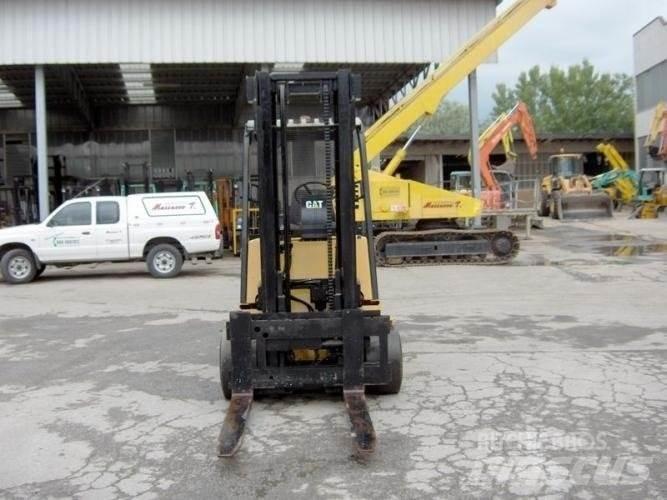 CAT M100D Elektrische heftrucks