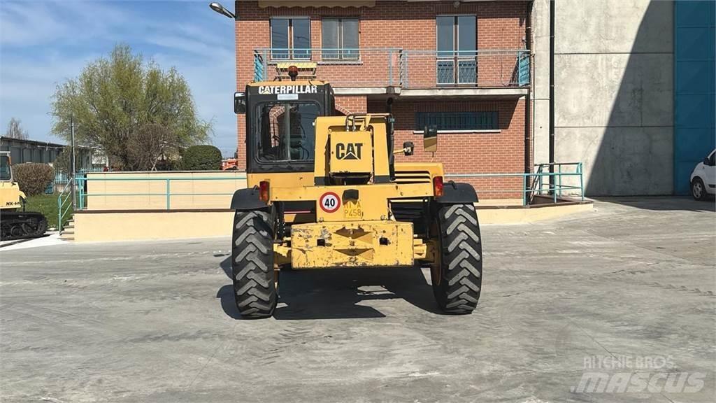CAT TH63 Verreikers