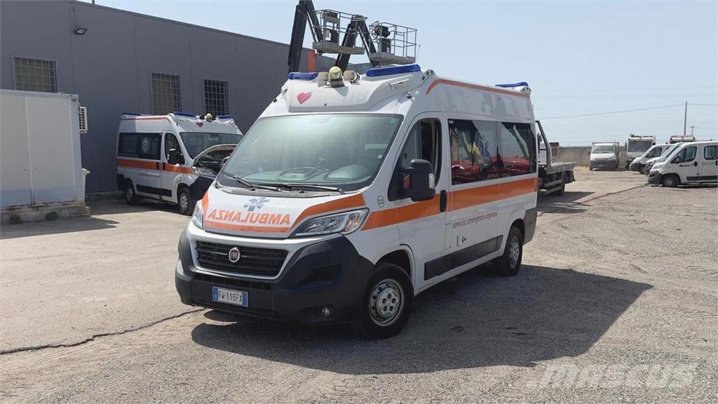 Fiat DUCATO AMBULANZA Anders