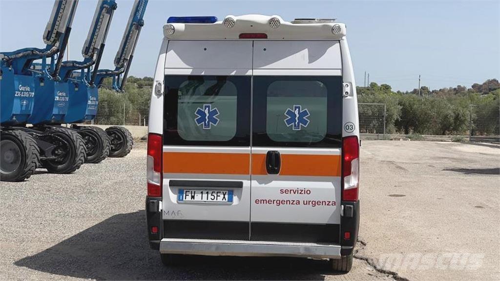Fiat DUCATO AMBULANZA Anders