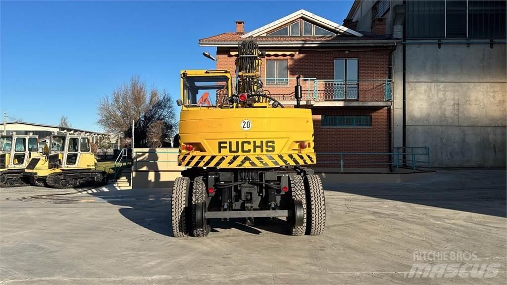 Fuchs MHB 230 ZW 4x4 Wielgraafmachines