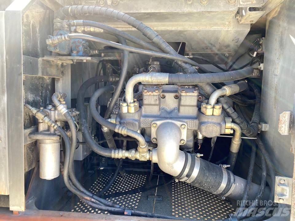 Hitachi EX230LCK Rupsgraafmachines