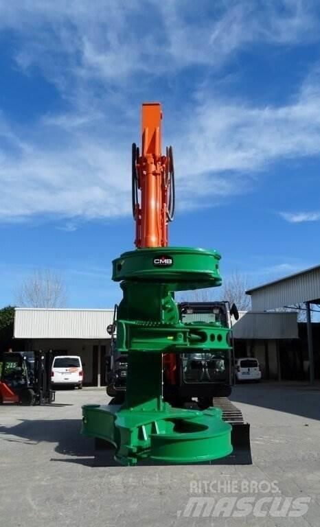 Hitachi ZX135US-6 Graafmachines voor de bosbouw