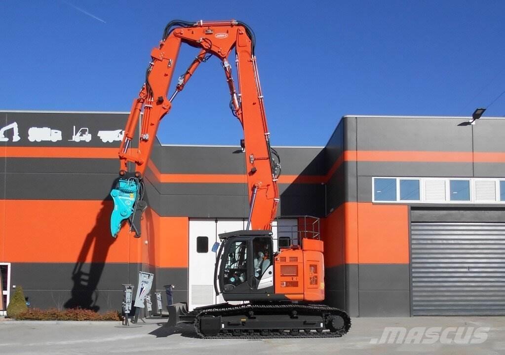 Hitachi ZX225-US6 Rupsgraafmachines
