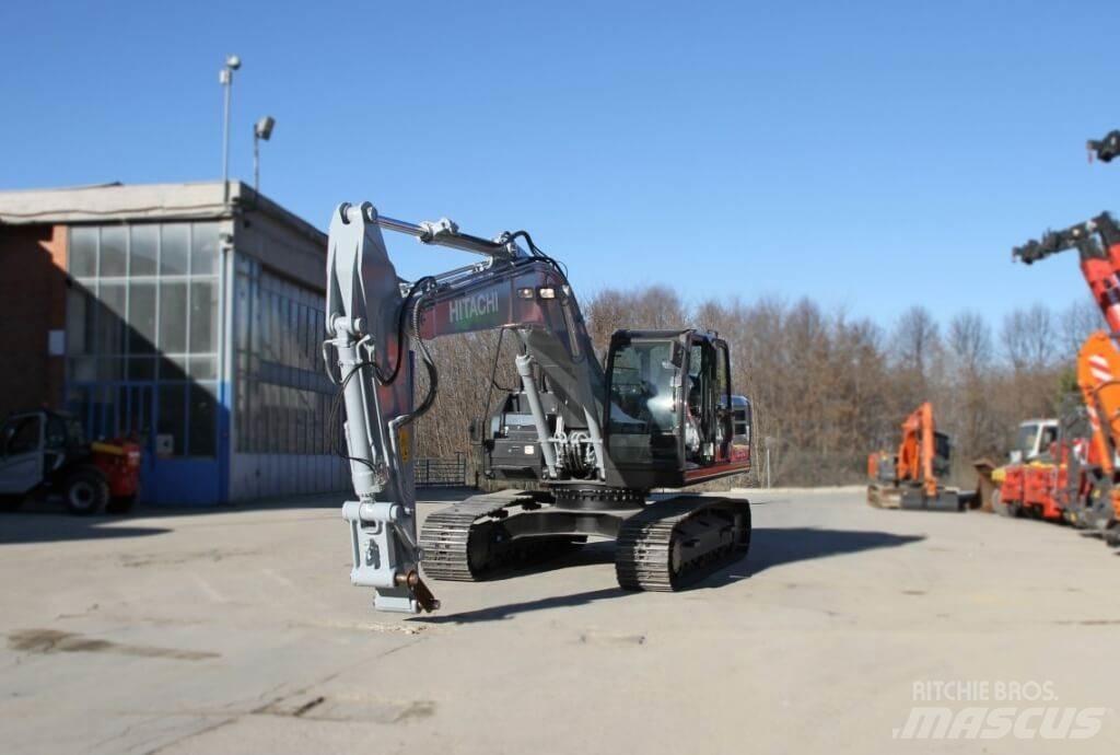 Hitachi ZX250LCN-6 Graafmachines voor de bosbouw