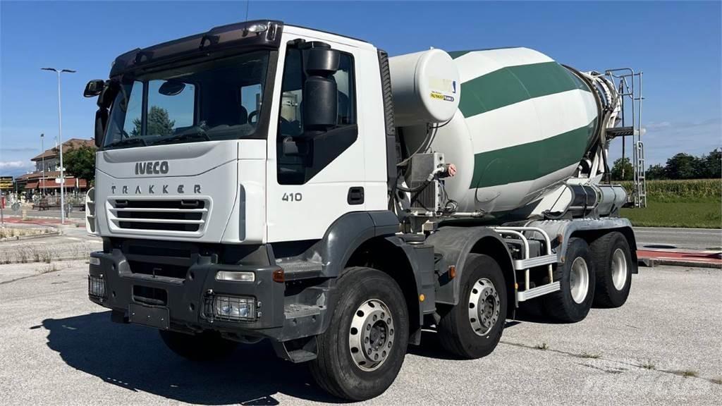 Iveco Trakker 410 8X4 Betonmixers en pompen