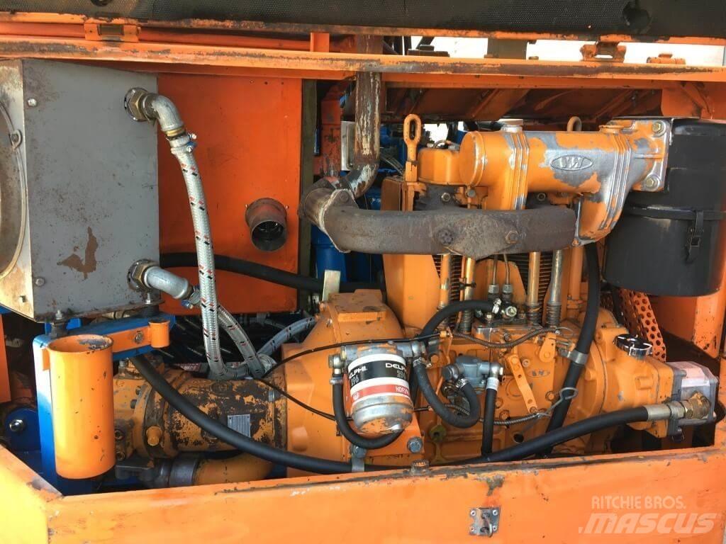 Kamo 3X Graafmachines voor de bosbouw