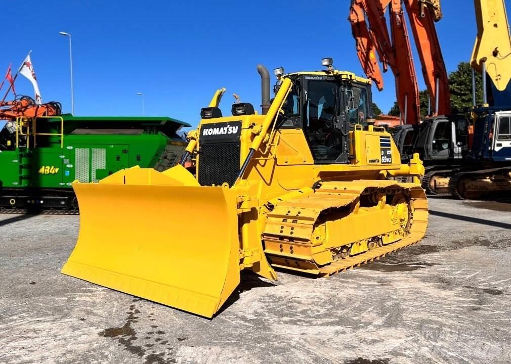 Komatsu D65 Rupsdozers