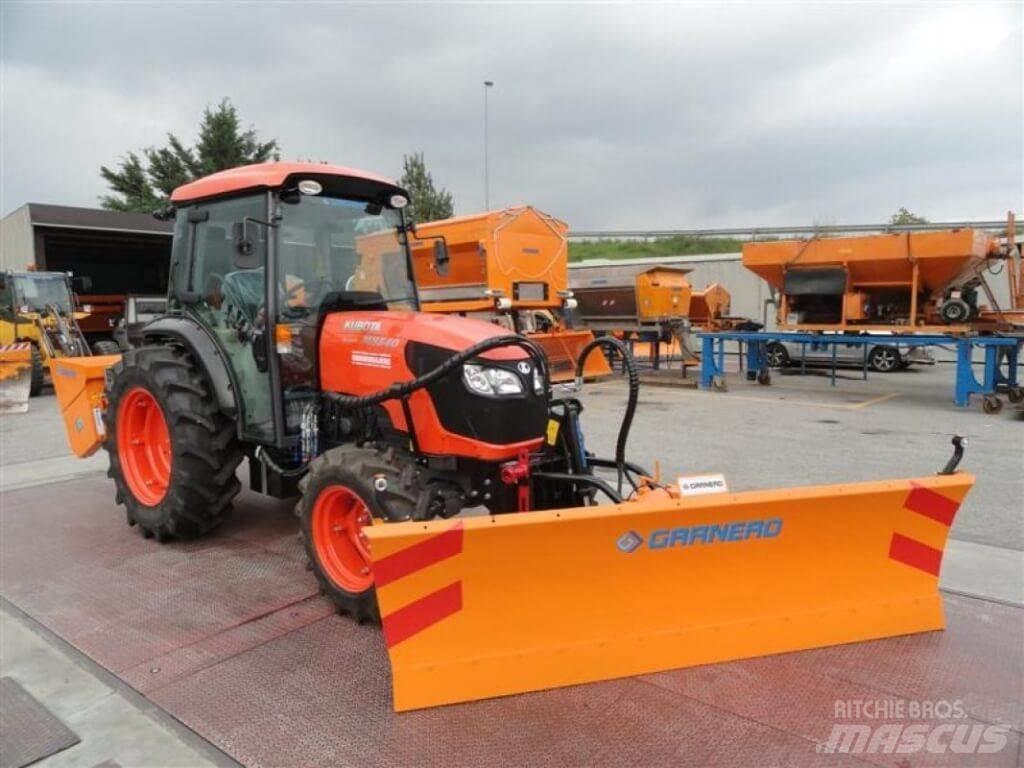 Kubota M 85.40 Narrow Sneeuwschuivers en -ploegen