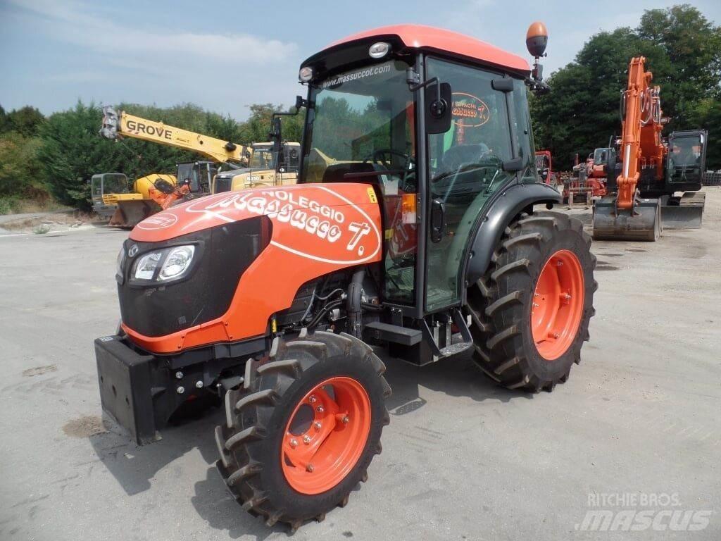 Kubota M8540N Sneeuwschuivers en -ploegen
