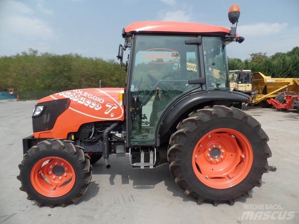 Kubota M8540N Sneeuwschuivers en -ploegen