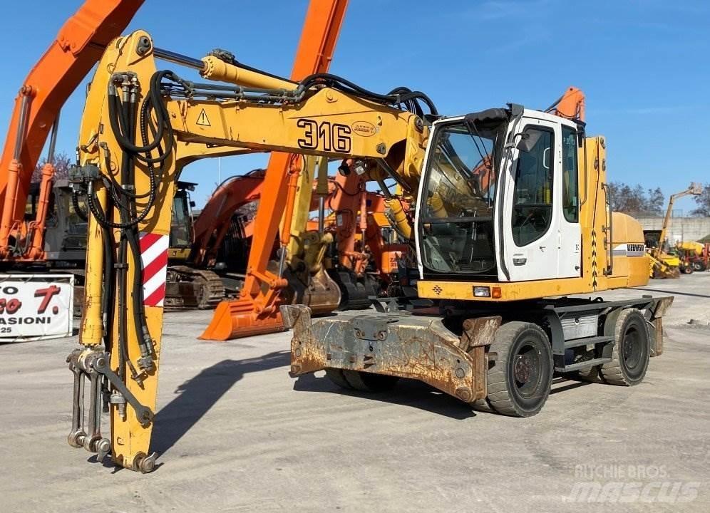 Liebherr A316 Wielgraafmachines