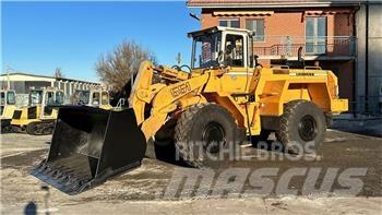 Liebherr L 551 Wielladers