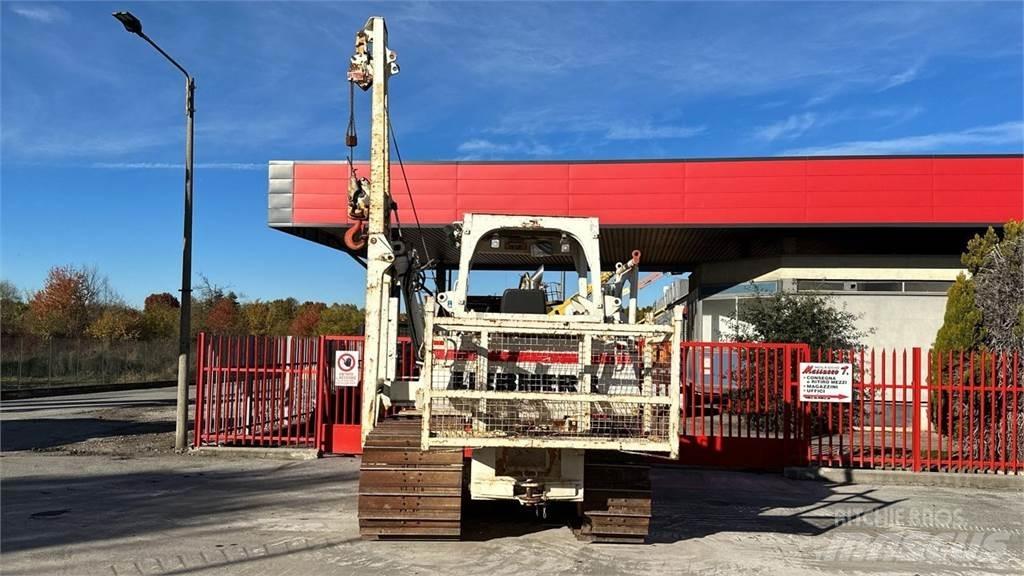 Liebherr RL 22 B Pijpleidingapparatuur