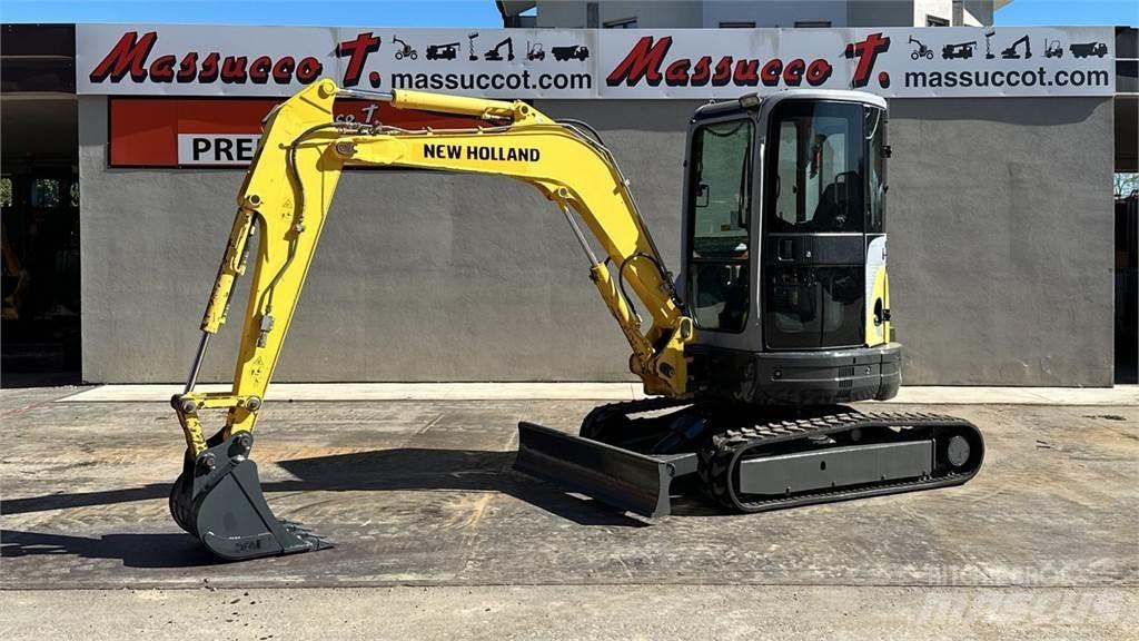 New Holland E 35.2 C Minigraafmachines < 7t