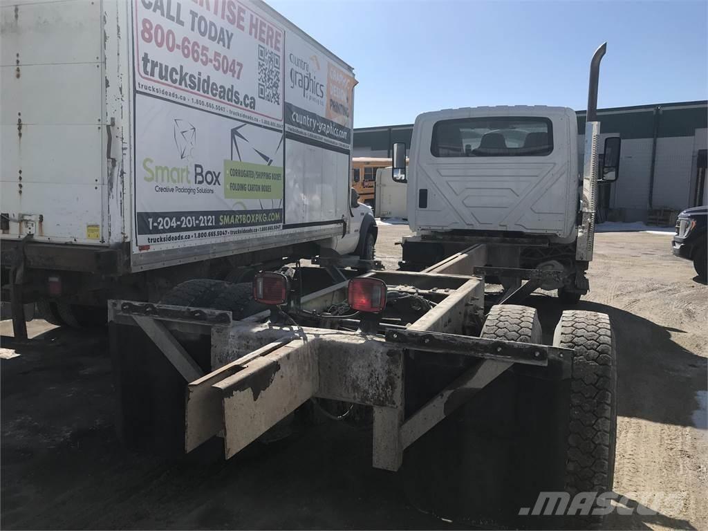 International MV Chassis met cabine
