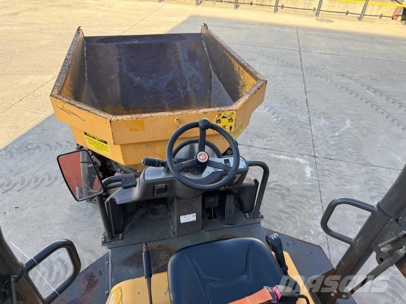 Ausa D 250 AHG Knik dumptrucks