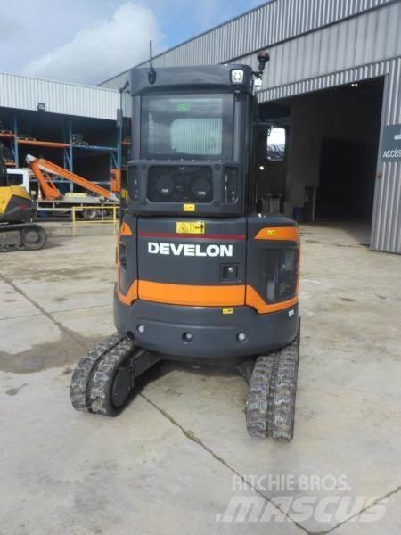 Develon DX27Z-7 Minigraafmachines < 7t