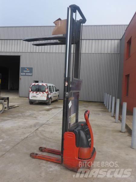 Fenwick L10 Stapelaar meeloop