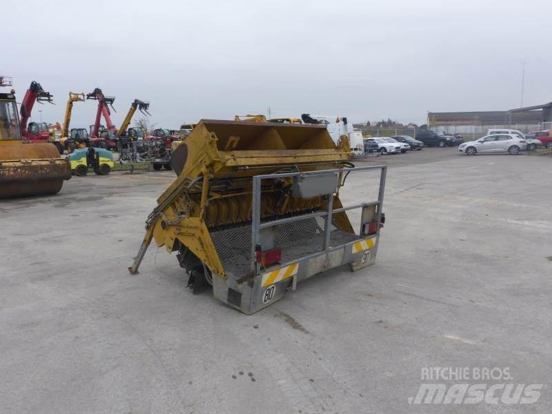  GRAVILLONEUR 999 Bouw - Overige