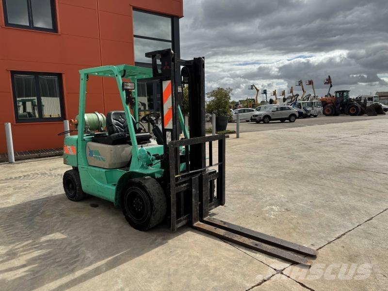 Mitsubishi FG30 Heftrucks overige