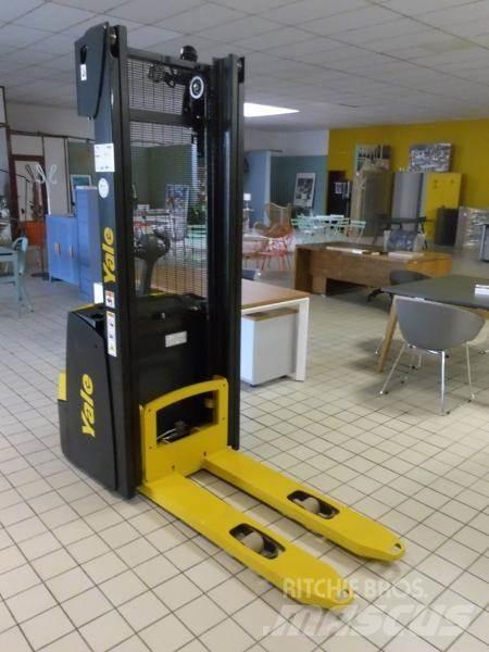 Yale MS12 Stapelaar meeloop