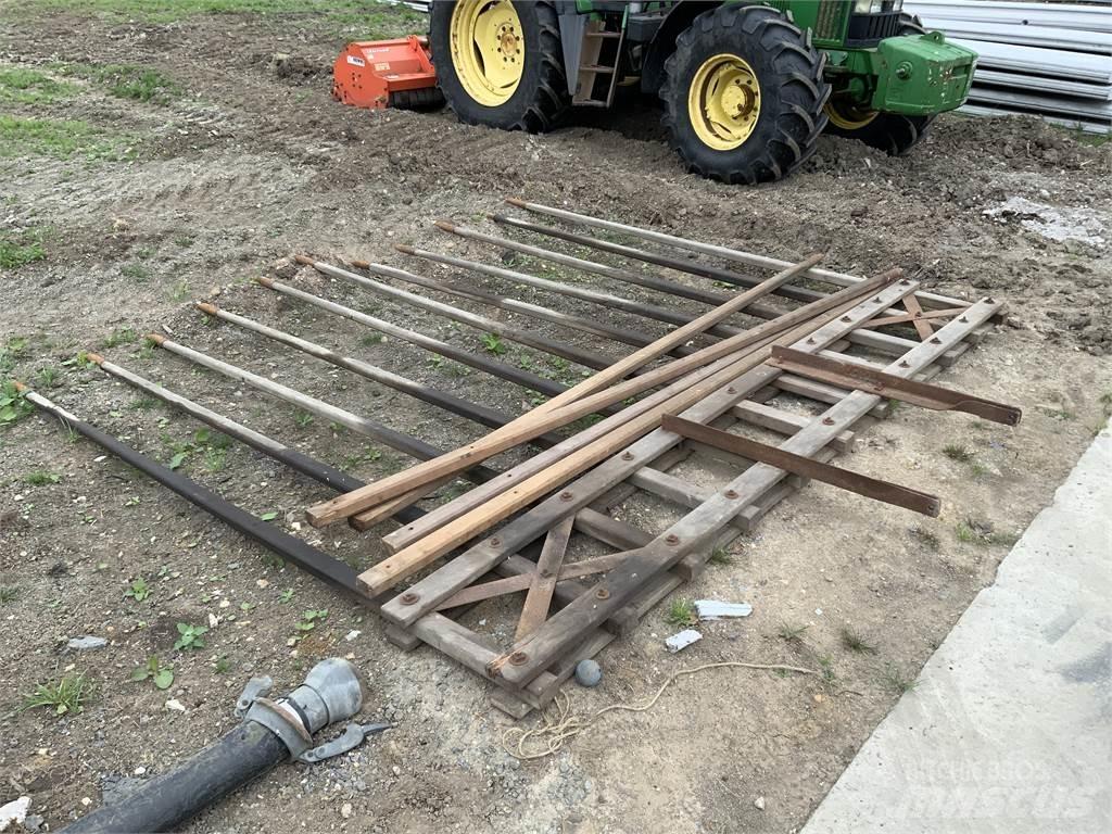 Old School Hay Rake Landbouw - overige