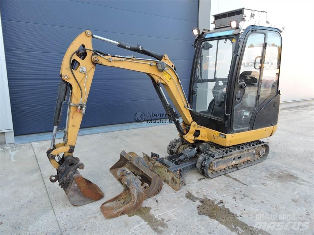 CAT 301.7D Anders