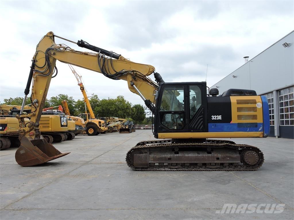 CAT 323EL Rupsgraafmachines