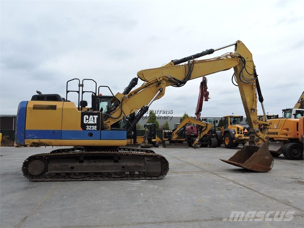 CAT 323EL Rupsgraafmachines