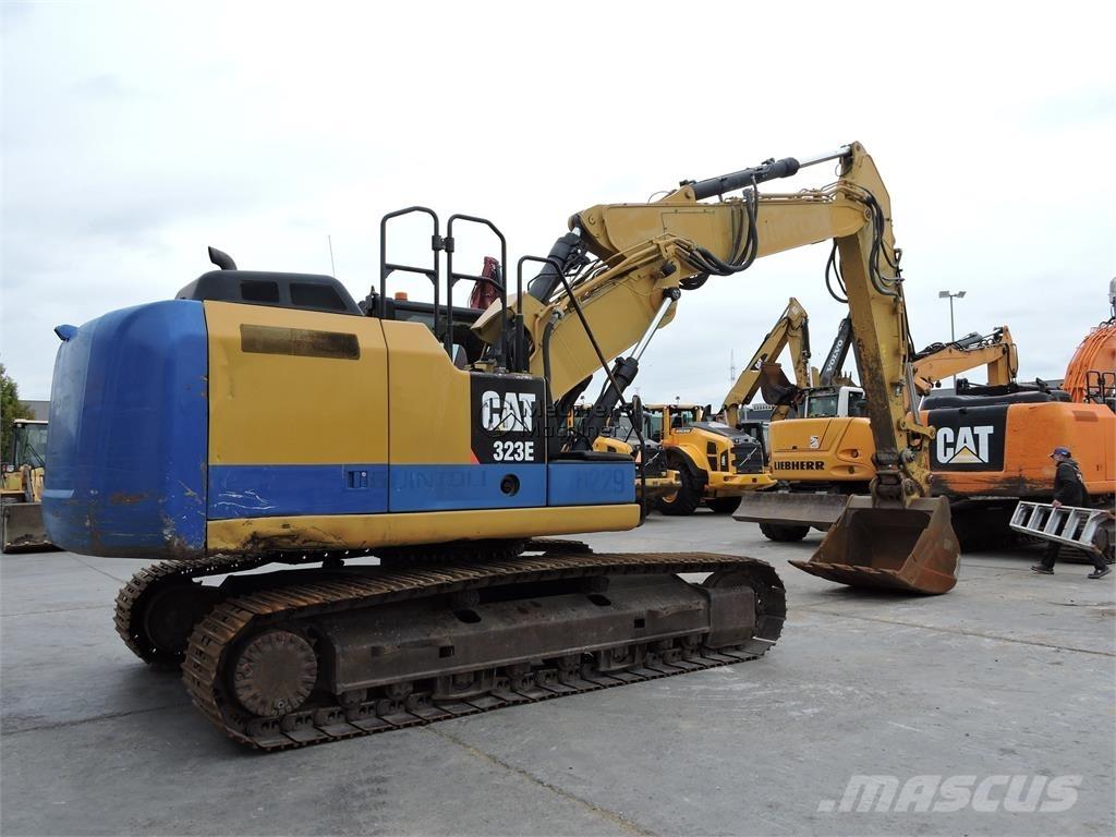 CAT 323EL Rupsgraafmachines