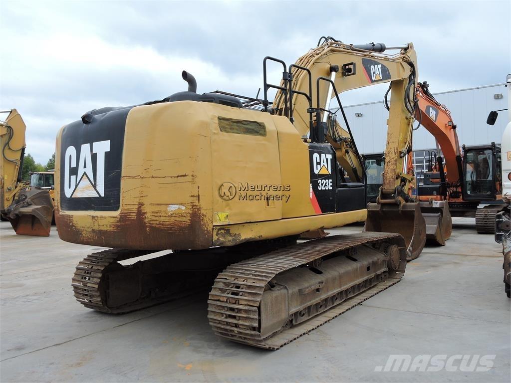 CAT 323EL Rupsgraafmachines