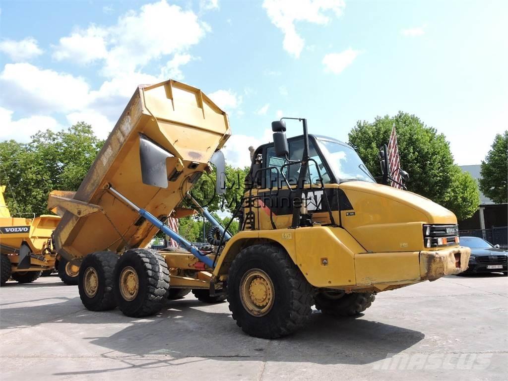 CAT 730 Knik dumptrucks