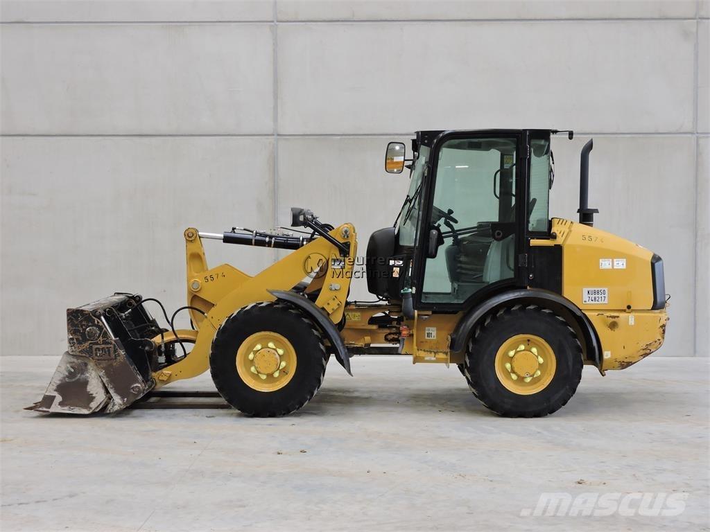 CAT 906M + FORK Wielladers