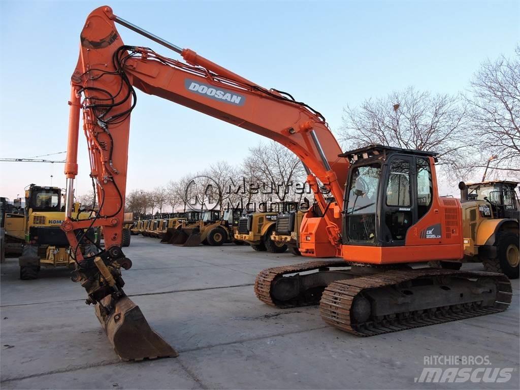 Doosan DX235 Rupsgraafmachines