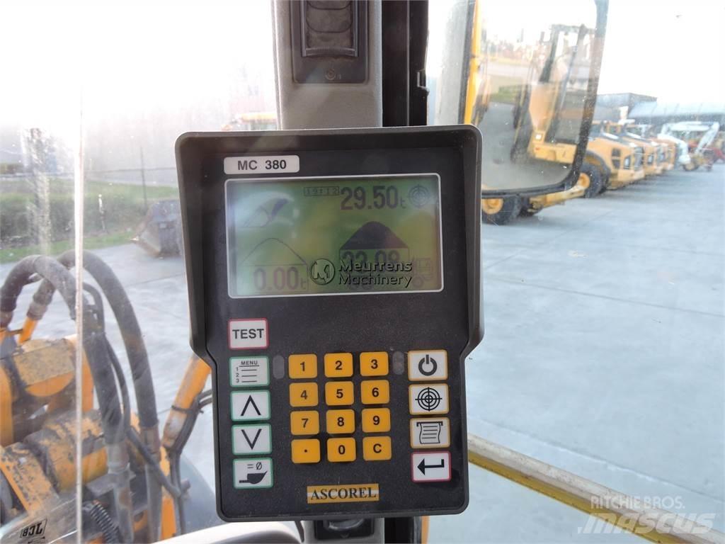 JCB 436B Wielladers